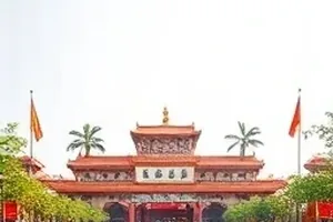 十分钟反转向里的钟表特写与手写时间线